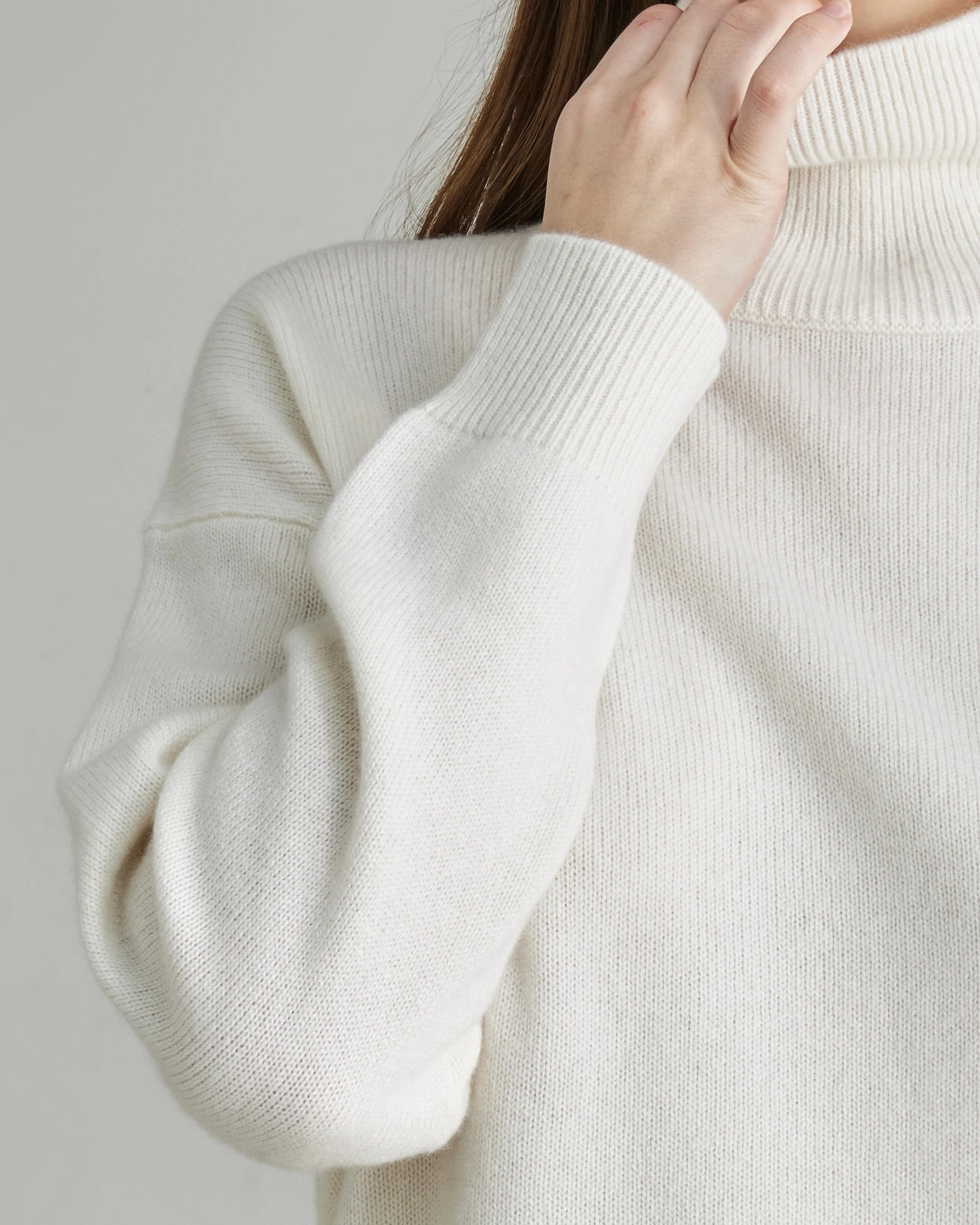Women's Oversized Turtleneck Cashmere Sweater