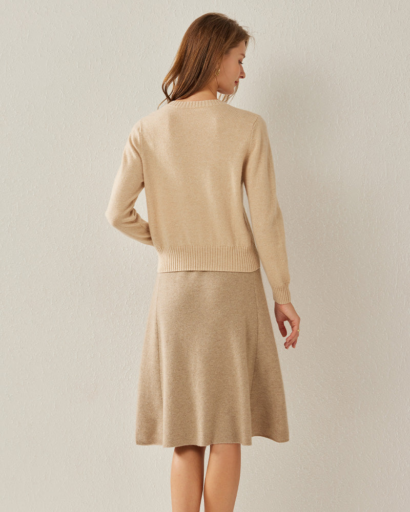 Basic V-Neck Cashmere Sweater