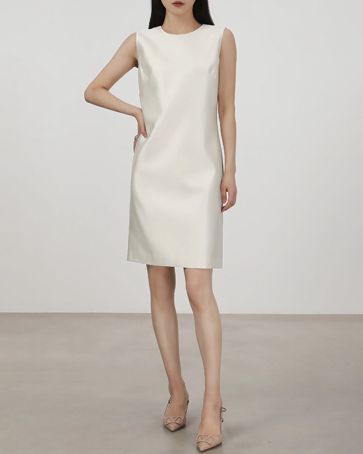 40 Momme Sleeveless Silk Straight Dress