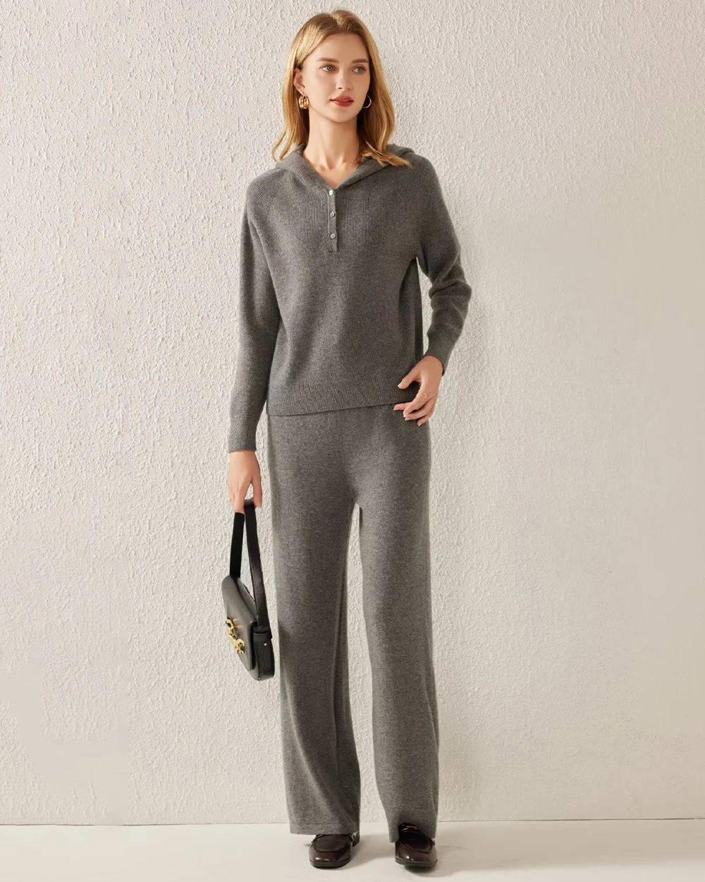 V-Neck Hooded Cashmere Sweater V-Neck Hooded Cashmere Sweater